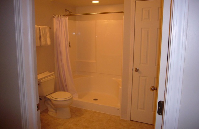 Lakeview Home w loft, y opcional 2br cabaña de al lado, tiene capacidad para 18!