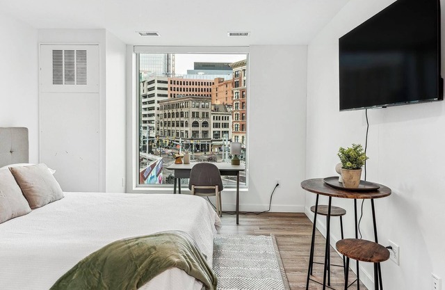 Landing at eXchange - Studio in Downtown Detroit