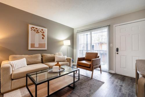 Landing Apartments - Castleton