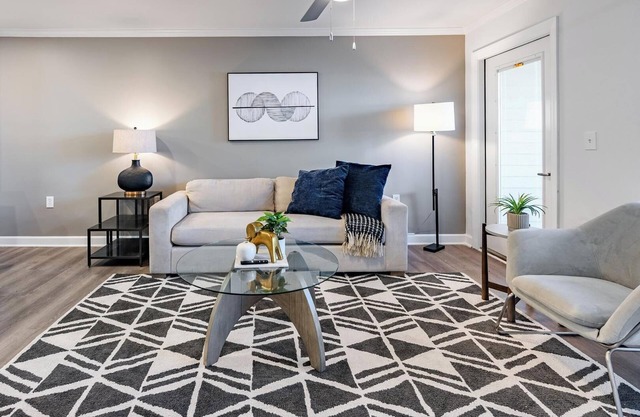 Landing at Bellingham Park - 1 Bedroom in Hanov...