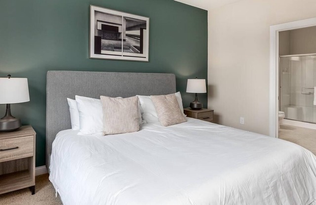 Landing at Grand at Polaris - 2 Bedrooms in Downtown Columbus