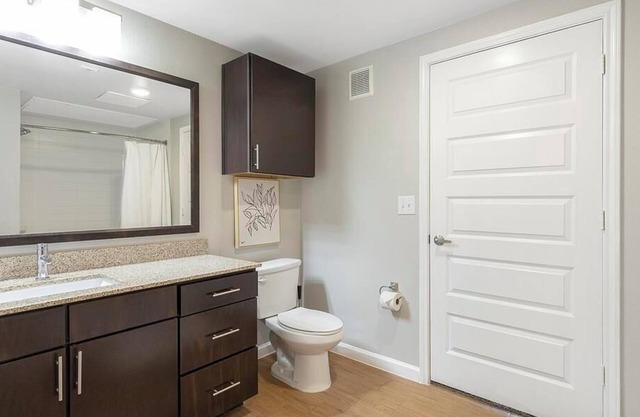 Landing at Landmark Grandview - 1 Bedroom in North Central