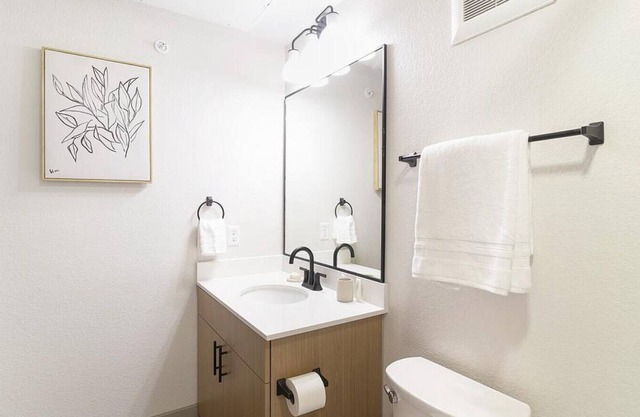 Landing at Peakline at Copperleaf - 2 Bedrooms in Downtown Aurora