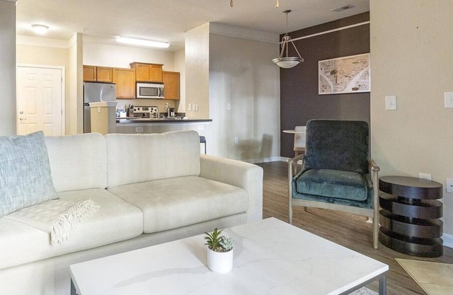 Landing at Rose Heights Apartments - 1 Bedroom in Northwest Raleigh