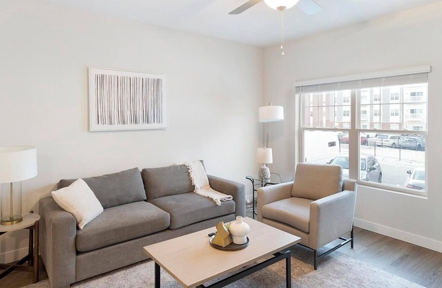 Landing at Willow Glen Lofts - 2 Bedrooms in Wi...
