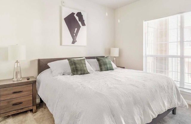 Landing | Amazing 2BD, Pool, Game Room