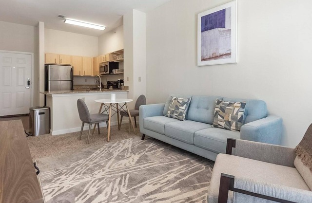 Landing | Stunning 1BD, Pool, Gym