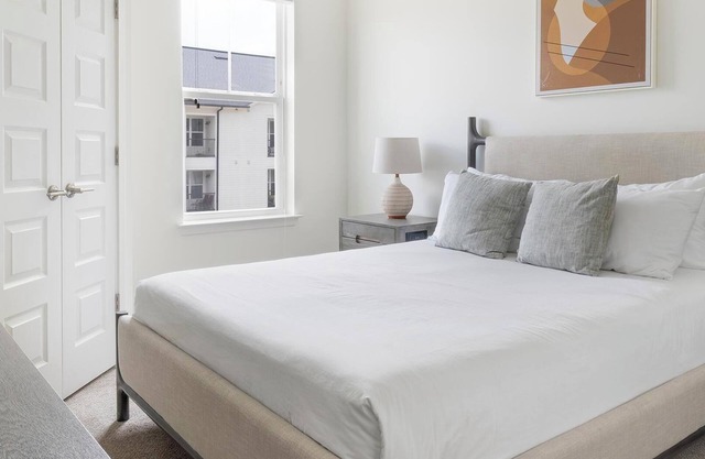 Landing | Modern 2BD, Yoga Studio, Rooftop Lounge