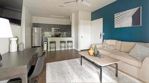 Landing San Antonio Alamo Ranch Apartments