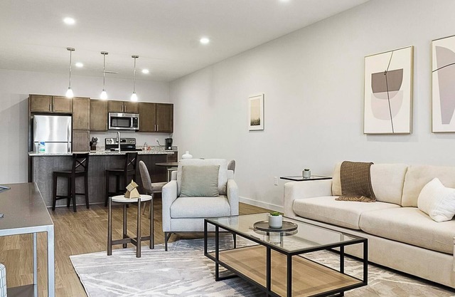 Landing | Spectacular 2BD, Courtyard, Gym