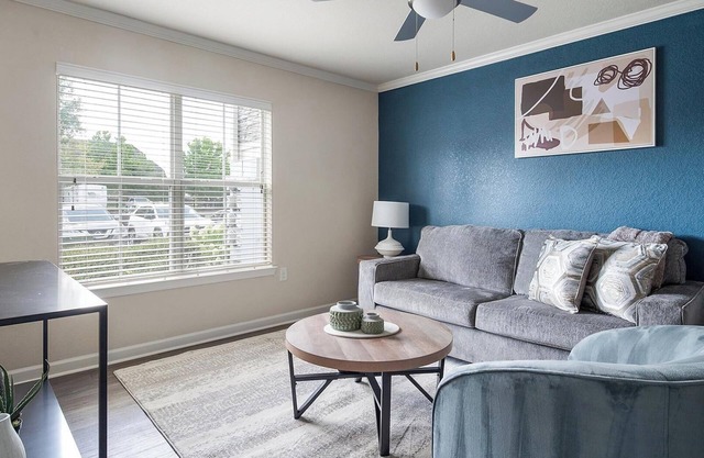 Landing at Preston at Hillwood - 2 Bedrooms in ...