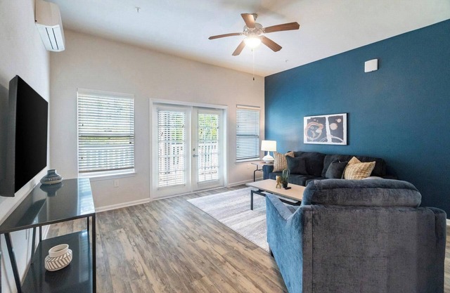 Landing | Stunning 2BD, Clubhouse, Gym