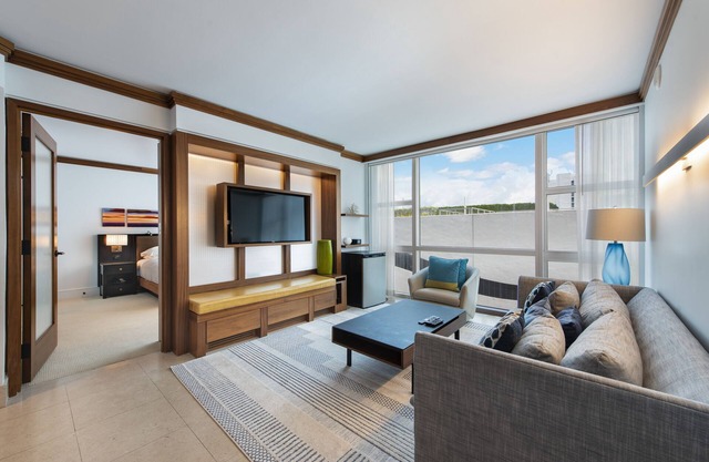 Amplio apartamento de 2 dormitorios y 2 baños en The Carillon Wellness Resort