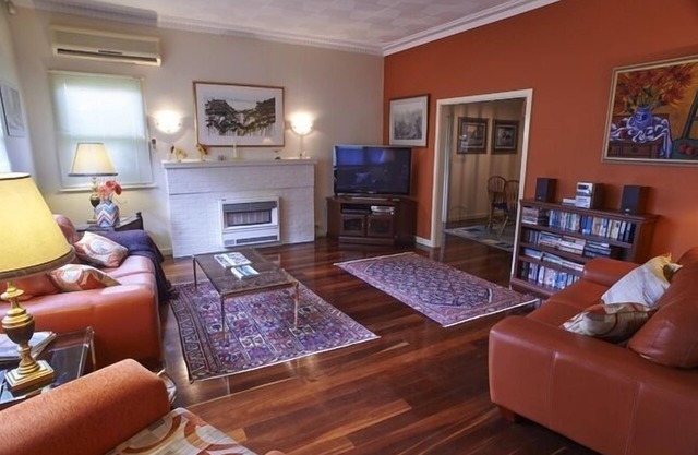 Gran casa de 4 dormitorios perfecta para grupos grandes de familiares y amigos.