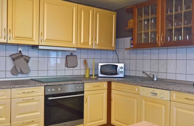 Amplio apartamento con jardín - apartamento