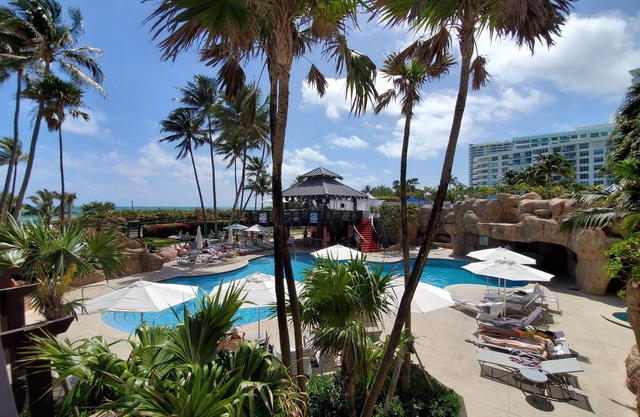 Large Connected Spacious 5-Bedroom Sunset Suite 141921