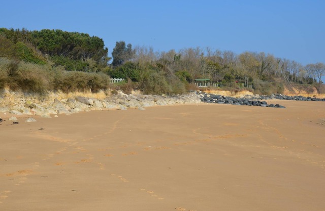 GRAN CASA DIRECTAMENTE EN LA PLAYA