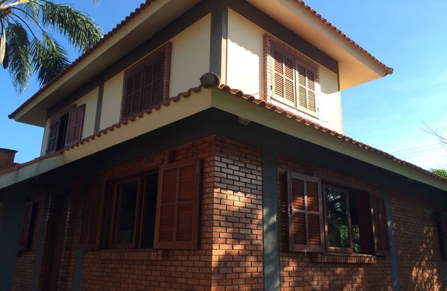 Casa grande en Daniela cerca de la playa.