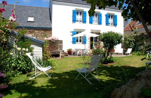 Gran casa Morbihan Isla de Groix alquiler playa frente al mar Locmaria 10 lugares