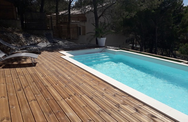 Gran villa con piscina en Provenza cerca del Pont du Gard, Arles, Nimes
