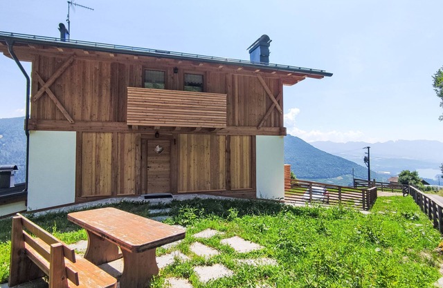 Larice Quadrilocale by Interhome