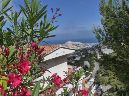 Las Atalayas: Castle and Sea views