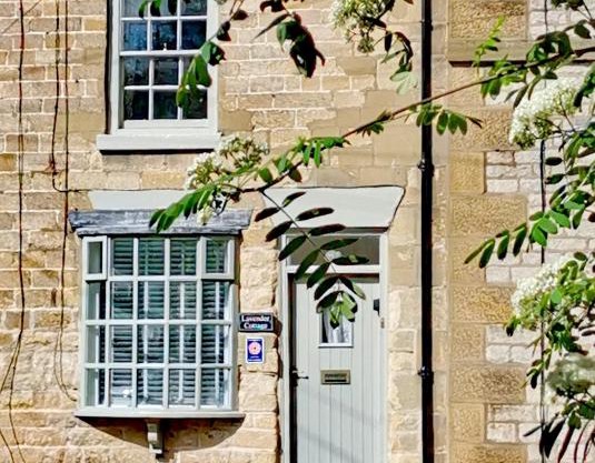 Lavender Cottage, Grade 2 Listed Period Stone Built Cottage In Pickering, North Yorkshire