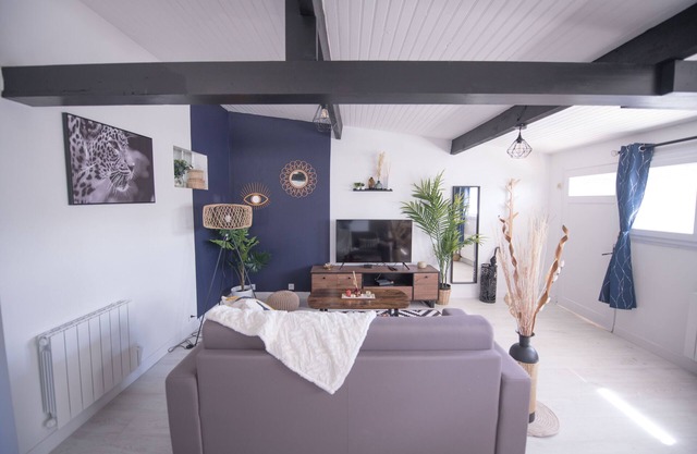 Le Charmant Pontault Parking Jardin