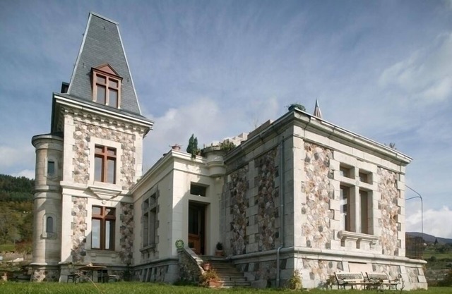 LE Chateau - Valcivieres