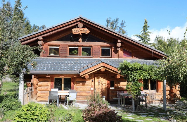 Le Gîte de Briey, complete chalet, 7 min from Vercorin