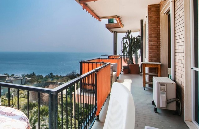 Le Orchidee 10 Apartment by Wonderful Italy