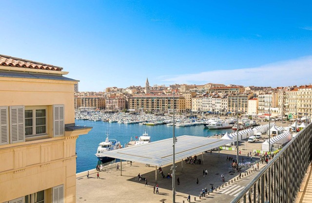 Le Pythéas - Vue Vieux-Port avec terrasse et clim