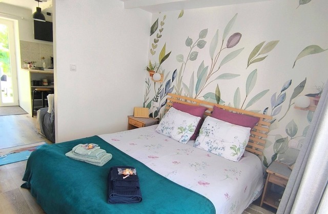 LE TIGÎTE B&B Private entrance / breakfast / linen included - Independent 22m² suite