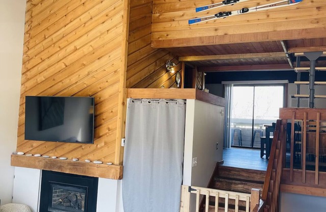 Leelanau High Five at Sugar Loaf Mountain!