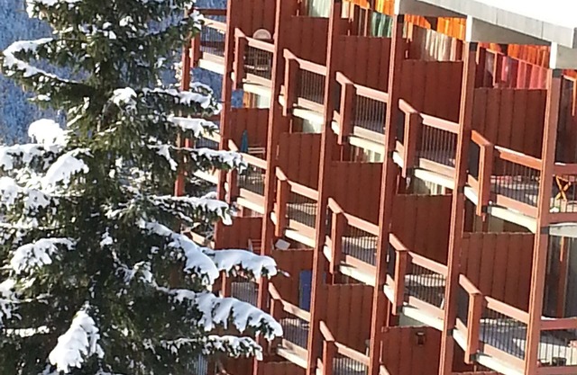 Hermoso estudio delante de Paradiski con toallas incluidas