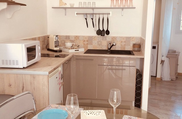 Les Papillons, apartamento / casa, ¡un verdadero capullo para dos amantes!