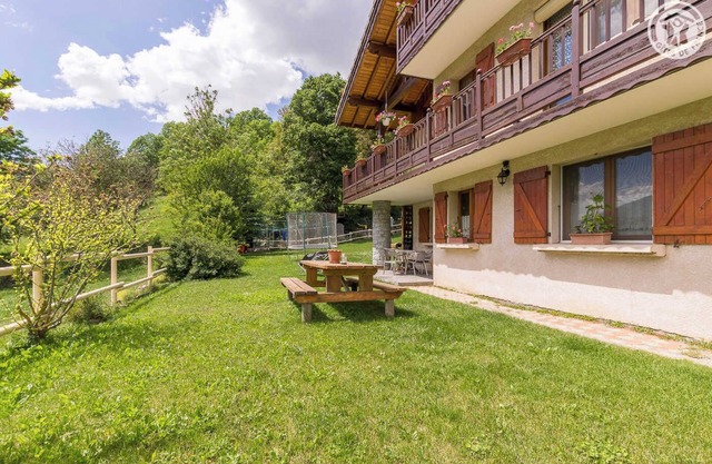 LES GRANDS CHAMPS - LA PLAGNE TARENTAISE