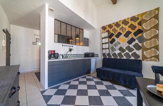 Les Temps Modernes - Une Nuit à Nîmes