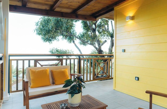 Les Ti Kaz d'Auguste - The Lawyer II