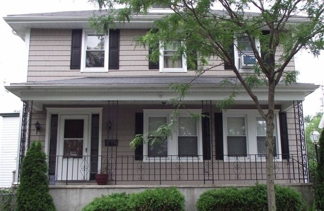 Retiro de Leslie: espaciosa casa idealmente ubicada para todo