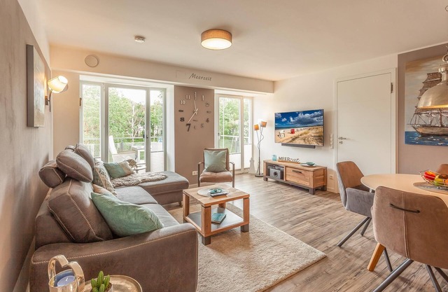 Liebevoll & Hochwertig Eingerichtetes Apartment mit Tollem Balkon zur Meerseite