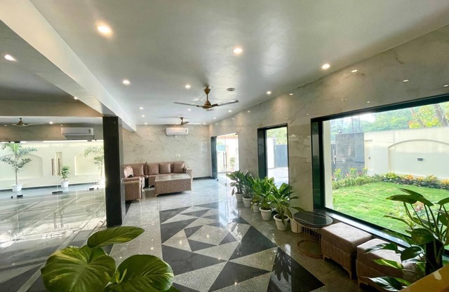 Lime Tree Hotel & One BHK Serviced Apartment - Noida Sector 50 Metro