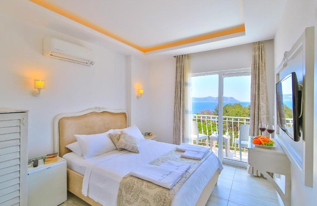 Linda Beach Class Hotel