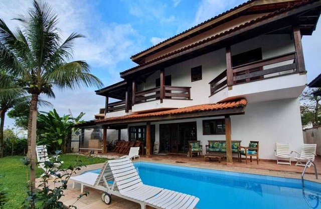 Linda Casa Condominio Costa del Sol -5 Suites, Piscina y Acceso Exclusivo a la Playa