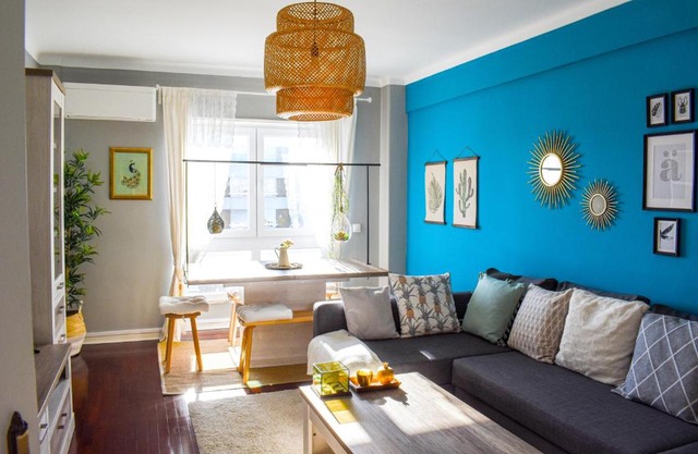 Lisbon Sky View 3BR Home + Near Airport + Free Parking