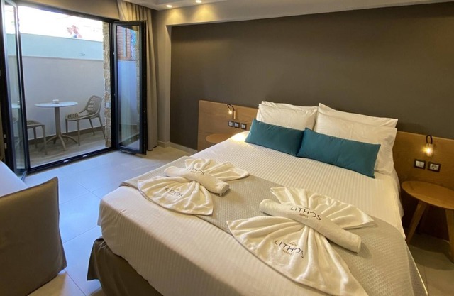 Lithos Suites 102 Suite - Nikiti Halkidiki