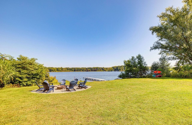Live Large on Saddle Lake! Family Home w/ Dock