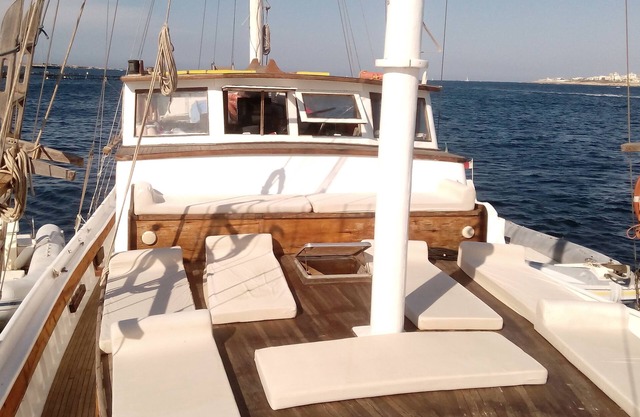 Liveaboard & Diving Safari - Tour por las islas Egadas
