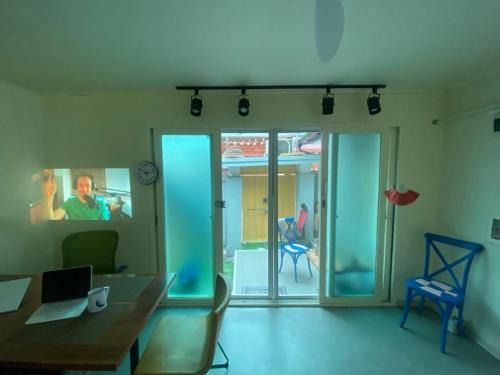 living room & bedroom & near Gyeongbokgung Station