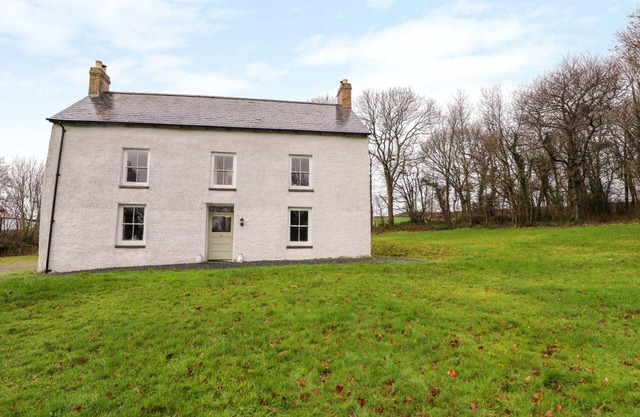 Llwyncadfor Farm, NEWCASTLE EMLYN